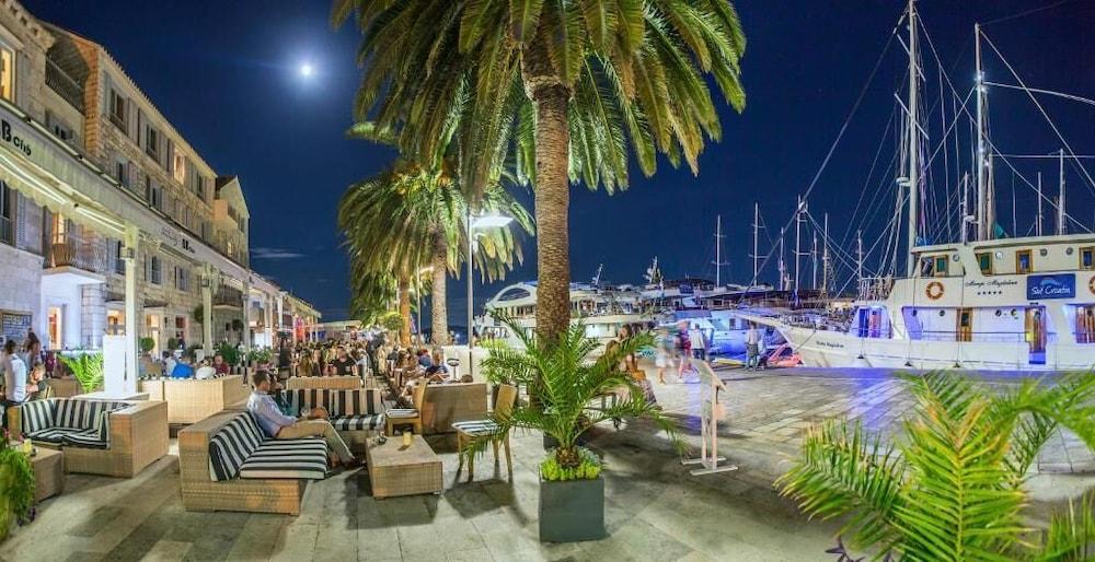 Riva Marina Hvar Hotel Hvar Town Bagian luar foto